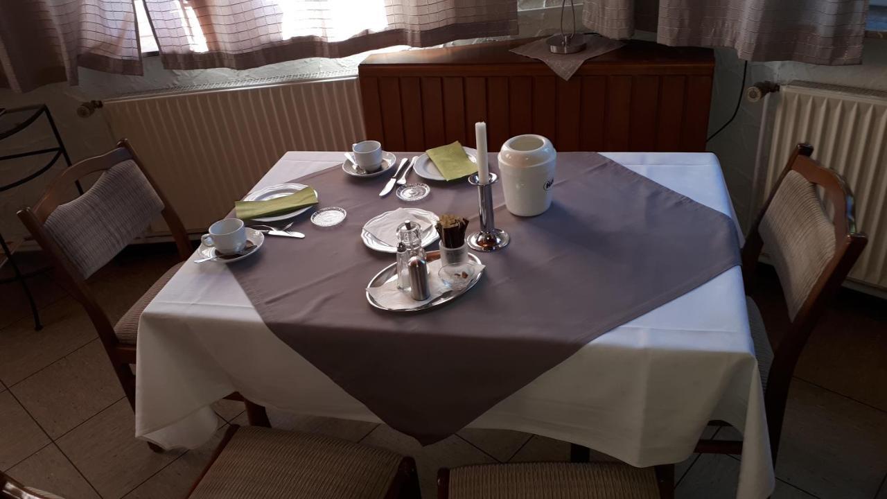 Gasthaus Deutsches Haus Garni Wunstorf Esterno foto