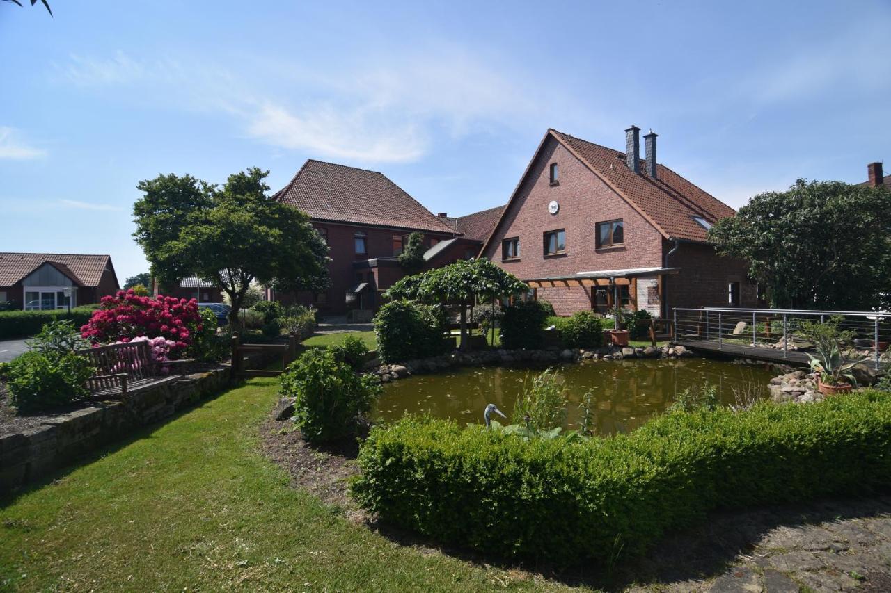 Gasthaus Deutsches Haus Garni Wunstorf Esterno foto